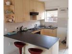 2 Bed Greenshields Park Property To Rent