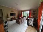 2 Bed Gillitts Property To Rent