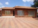 3 Bed Boitekong Farm To Rent