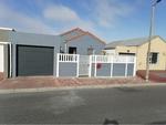 2 Bed Mitchells Plain House To Rent