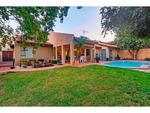 3 Bed Lonehill Property For Sale