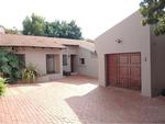 3 Bed Bryanston Property To Rent
