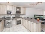 2 Bed Rynfield Property For Sale