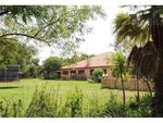 12 Bed Hekpoort Farm For Sale