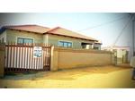 3 Bed Mohlakeng House For Sale