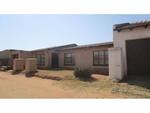 3 Bed Roodekop House For Sale