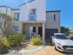 3 Bed Strand Property To Rent