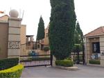 1 Bed Sunninghill Apartment To Rent