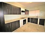 3 Bed Sunninghill Apartment To Rent