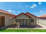 2 Bed Grobler Park House For Sale