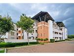 2 Bed Lonehill Apartment For Sale