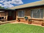 2 Bed Amberfield Heights Property For Sale