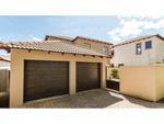 3 Bed Witkoppen Apartment For Sale