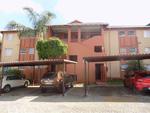 3 Bed Weltevreden Park Apartment To Rent