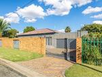 3 Bed Fishers Hill House For Sale
