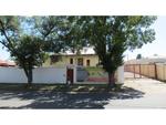 3 Bed Maraisburg Property For Sale