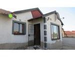 2 Bed Klipfontein View House For Sale