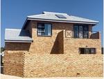 3 Bed Ruimsig Property For Sale