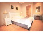 1 Bed Paulshof Apartment To Rent