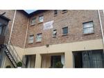 3 Bed Windsor East Apartment To Rent
