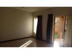 2 Bed Die Hoewes Apartment To Rent