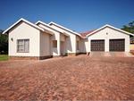 4 Bed Country View Property For Sale