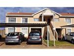 3 Bed Dassie Rand Apartment For Sale