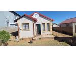 2 Bed Kagiso House For Sale