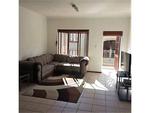 2 Bed Sunninghill Apartment To Rent