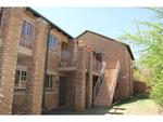 2 Bed Moreleta Park Property To Rent