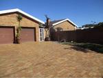 3 Bed Middedorp House To Rent