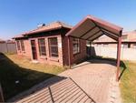 3 Bed Olievenhoutbos House To Rent