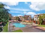 2 Bed Sunninghill Apartment For Sale