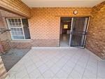 2 Bed Hazeldean Apartment To Rent