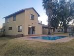 6 Bed Heuweloord House For Sale