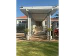 9 Bed Groenkloof Guest House For Sale