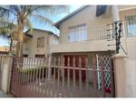 3 Bed Rustenburg North Property For Sale
