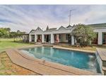 7 Bed Mooiplaats Farm For Sale
