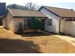 4 Bed Bloubosrand House For Sale