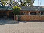 2 Bed Middedorp Property For Sale