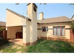 2 Bed Rietvlei Ridge Property For Sale