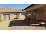 3 Bed Witpoortjie Property To Rent