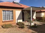 2 Bed Rooihuiskraal House To Rent