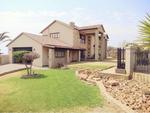 5 Bed Bronkhorstbaai House To Rent