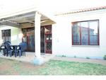 2 Bed Langenhoven Park Property For Sale