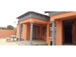 3 Bed Lethlabile House For Sale