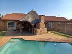3 Bed Falcon Ridge House To Rent