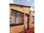 2 Bed Mofolo North House For Sale