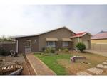 3 Bed Oudtshoorn North House For Sale