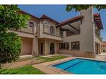 5 Bed Broadacres House For Sale